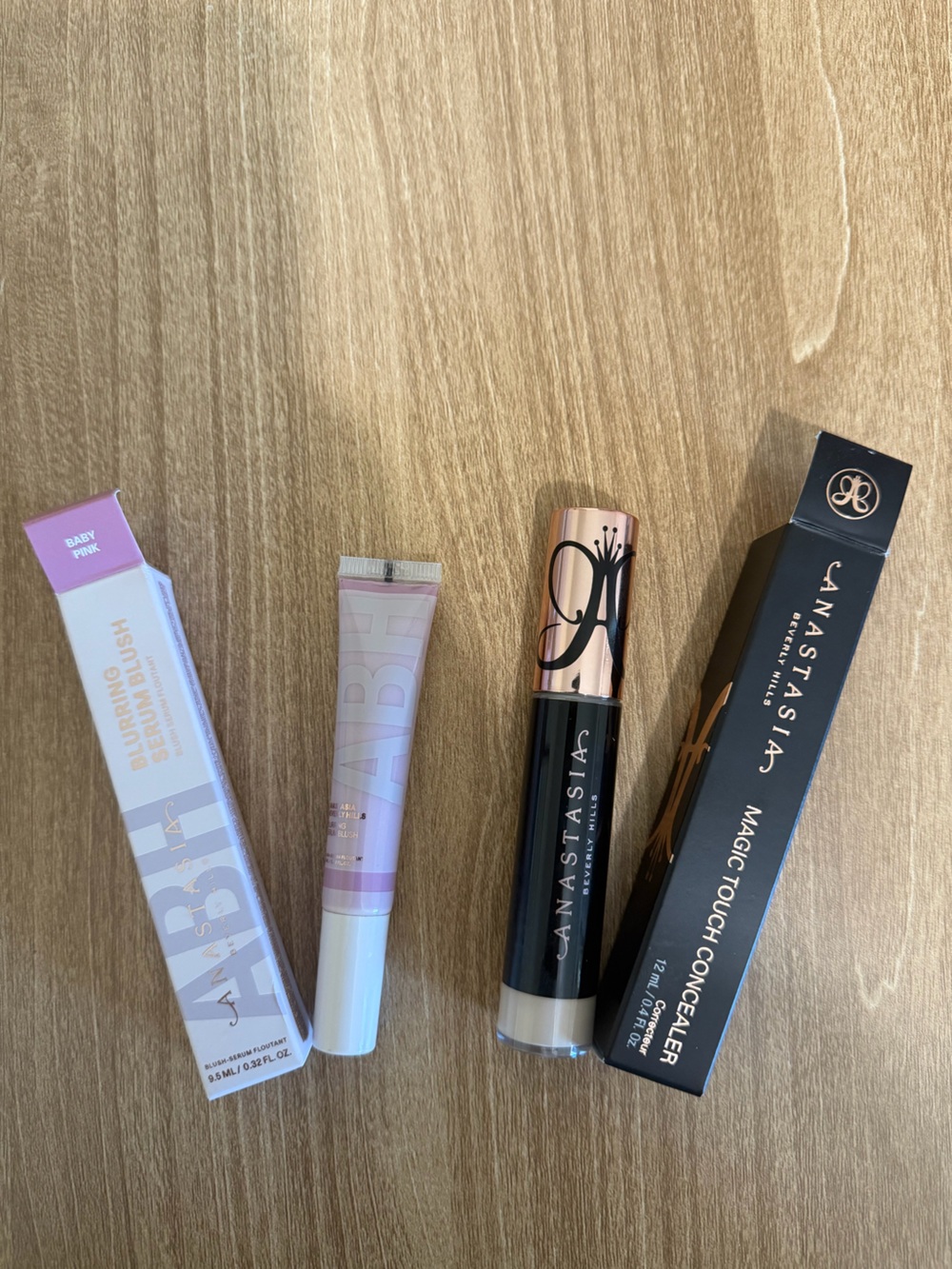 Anastasia Beverly Hills  Magic Touch Concealer & Blurring Serum Blush - New